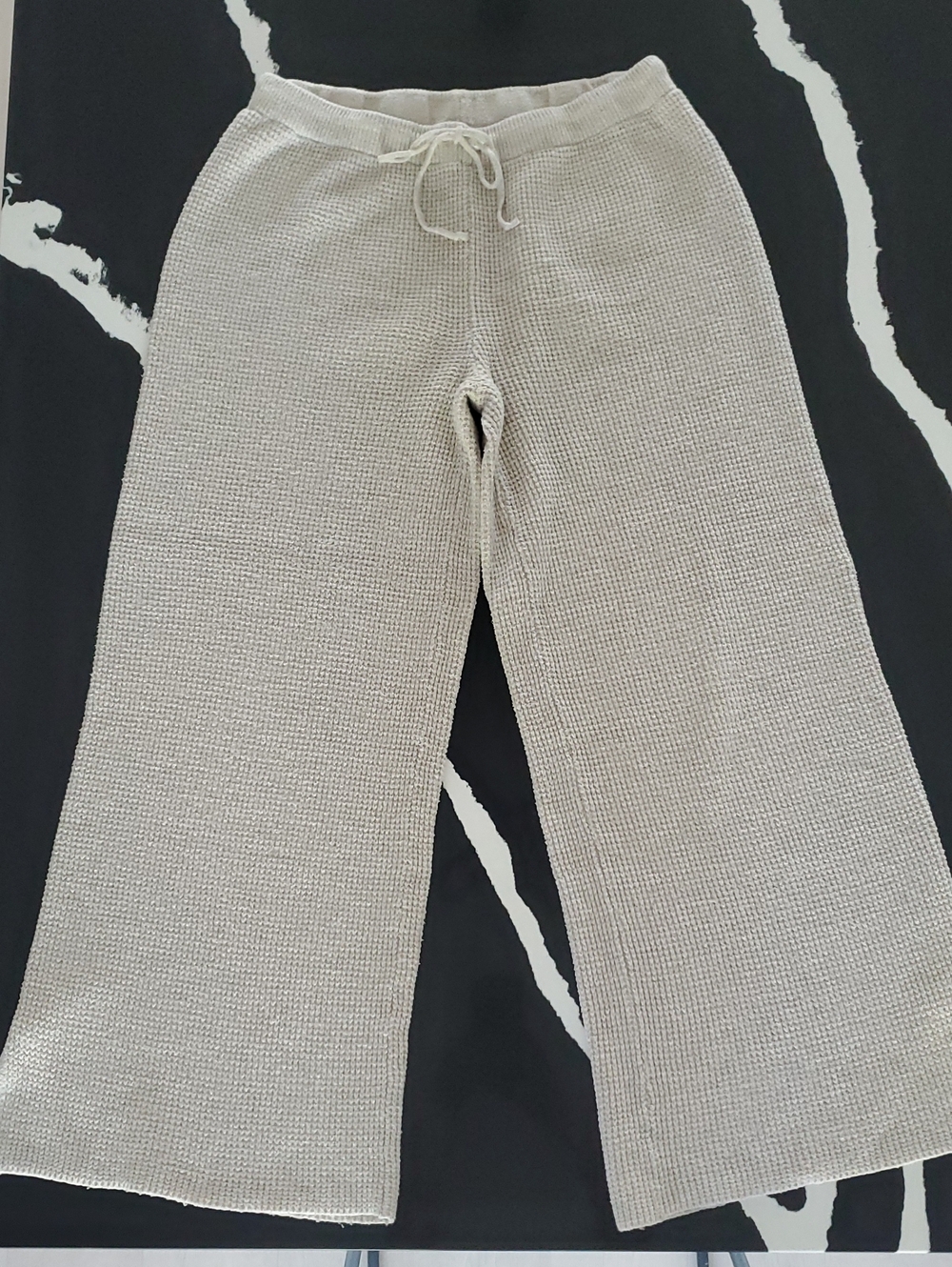 Aerie- Oatmeal Wide Leg Waffle Lounge Pants Sz.L Waist 16"- 20"